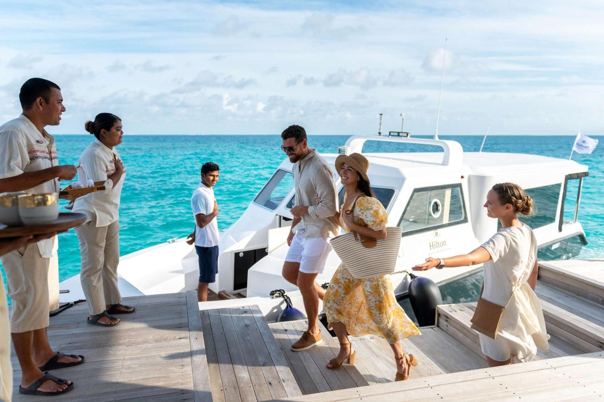 Hilton Maldives Amingiri Resort & Spa Мале Экстерьер фото