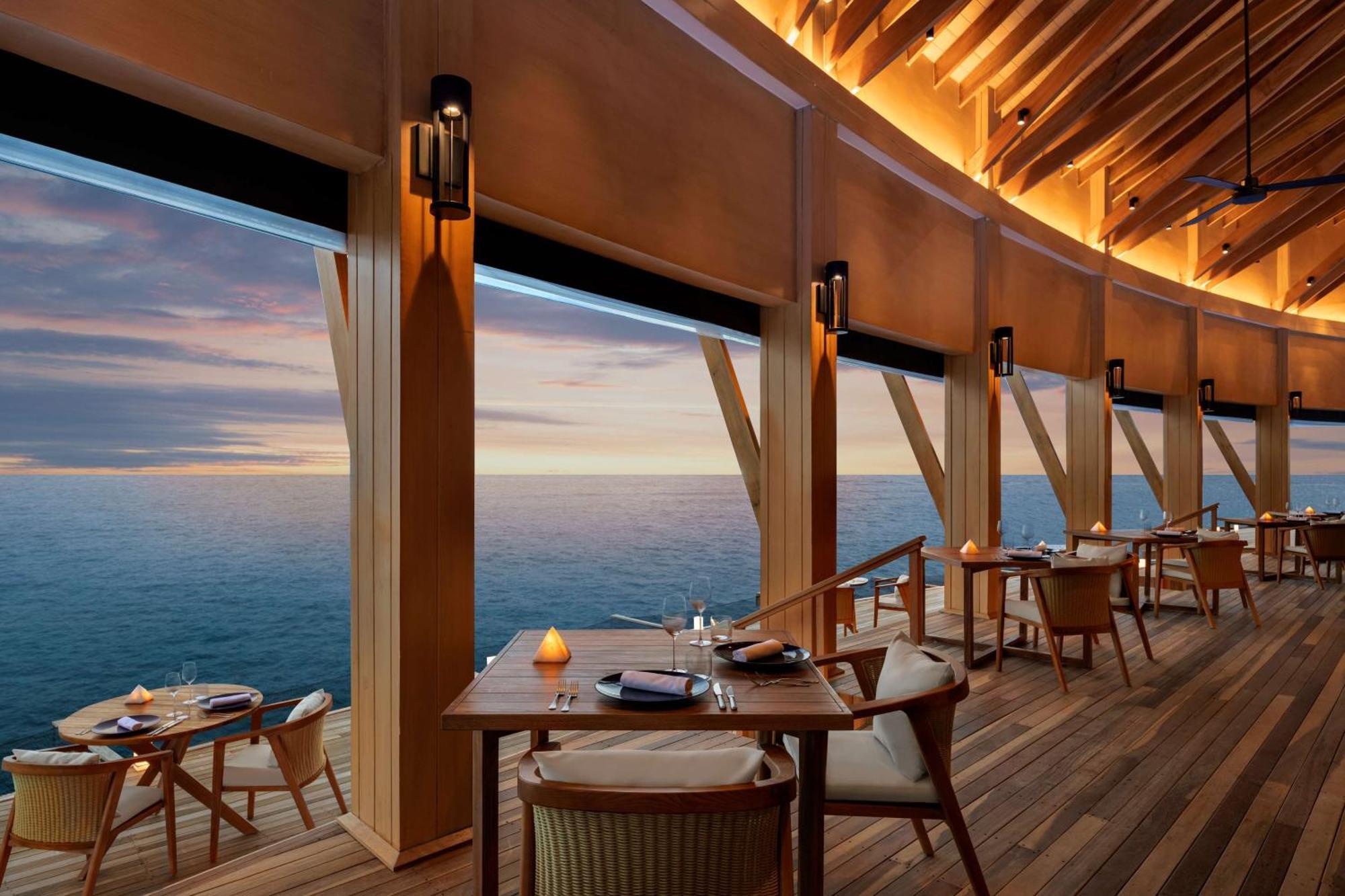 Hilton Maldives Amingiri Resort & Spa Мале Экстерьер фото