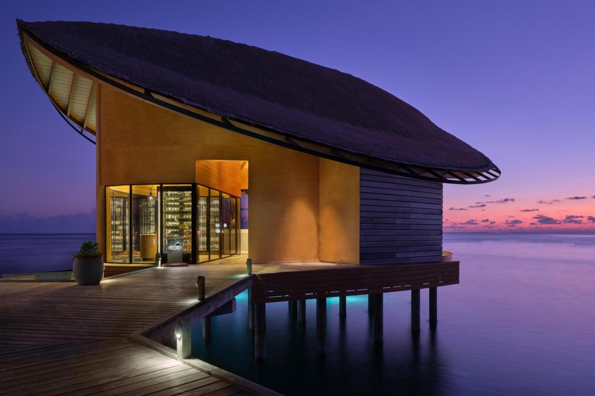 Hilton Maldives Amingiri Resort & Spa Мале Экстерьер фото